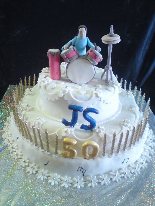 עוגת יום הולדת תופים לגיל 50